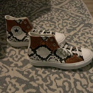 Snakeskin Converse